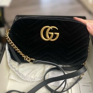 Gucci black velvet marmont bag